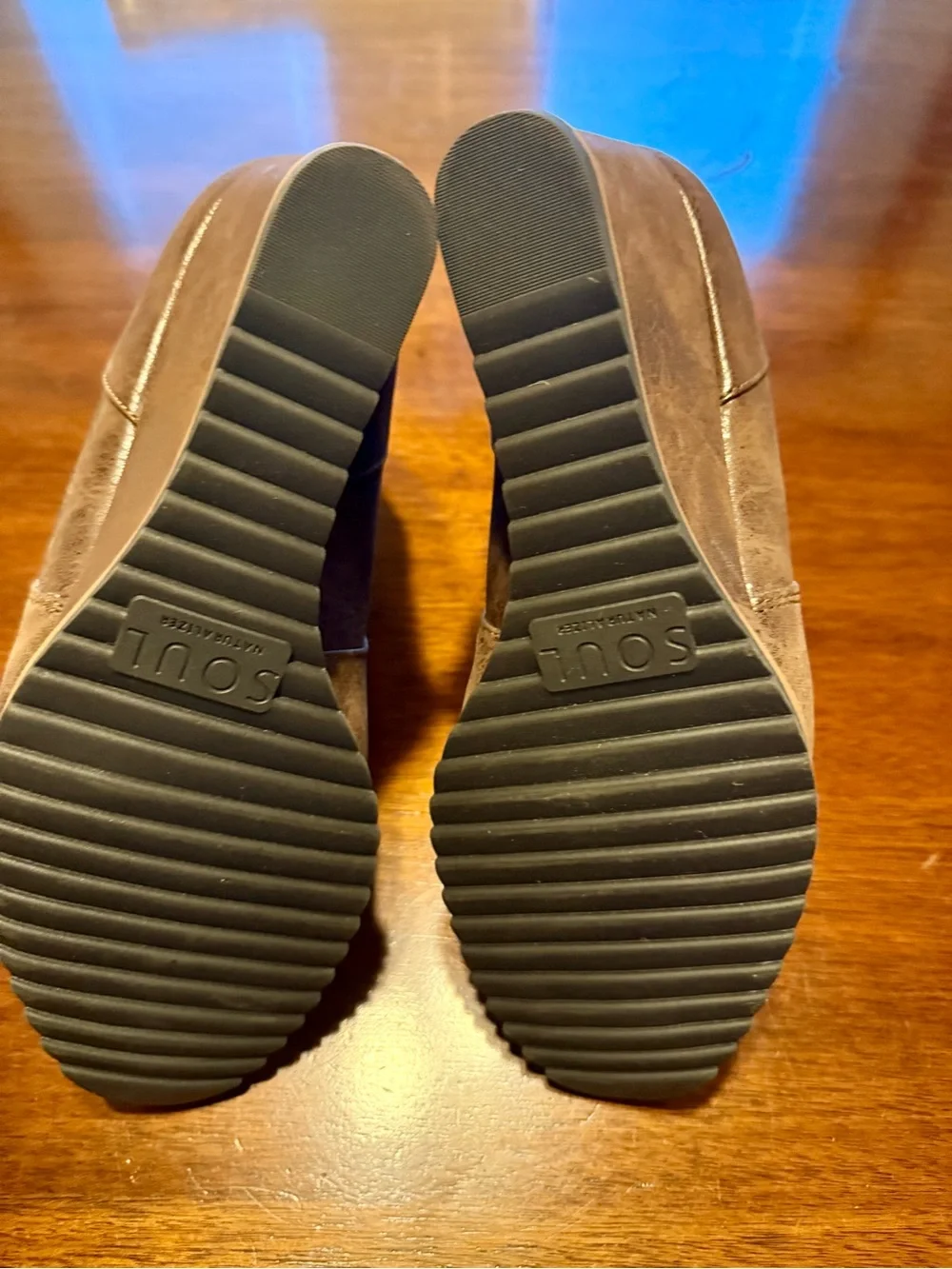 SOUL Naturalizer Taupe Ankle Booties with Side Zip